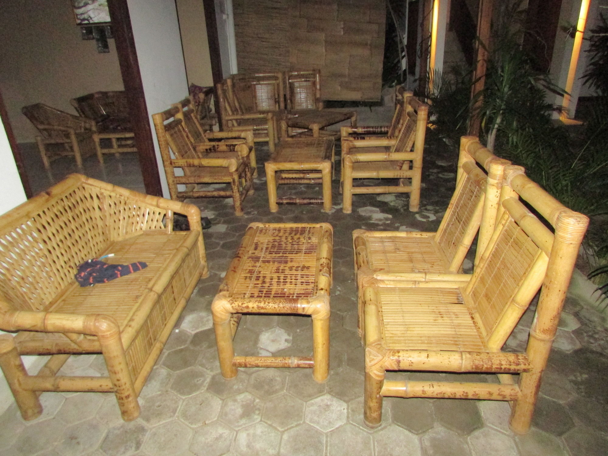 Friends Beach Hotel Kuta  外观 照片